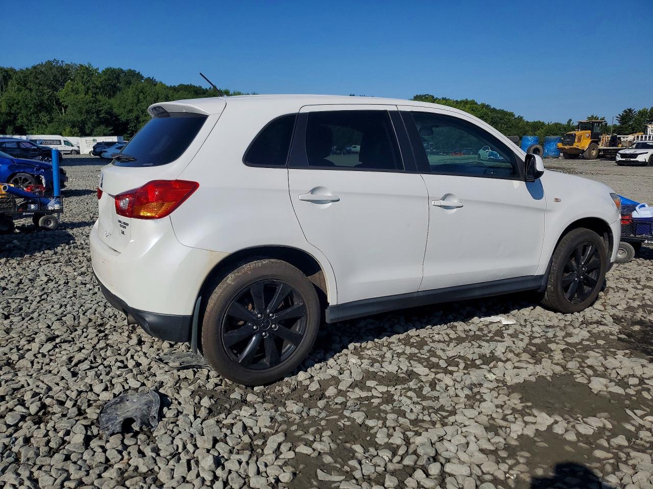2015 MITSUBISHI OUTLANDER SPORT ES — снимка 3