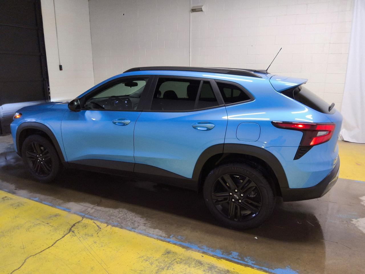 2025 CHEVROLET TRAX ACTIV — снимка 2
