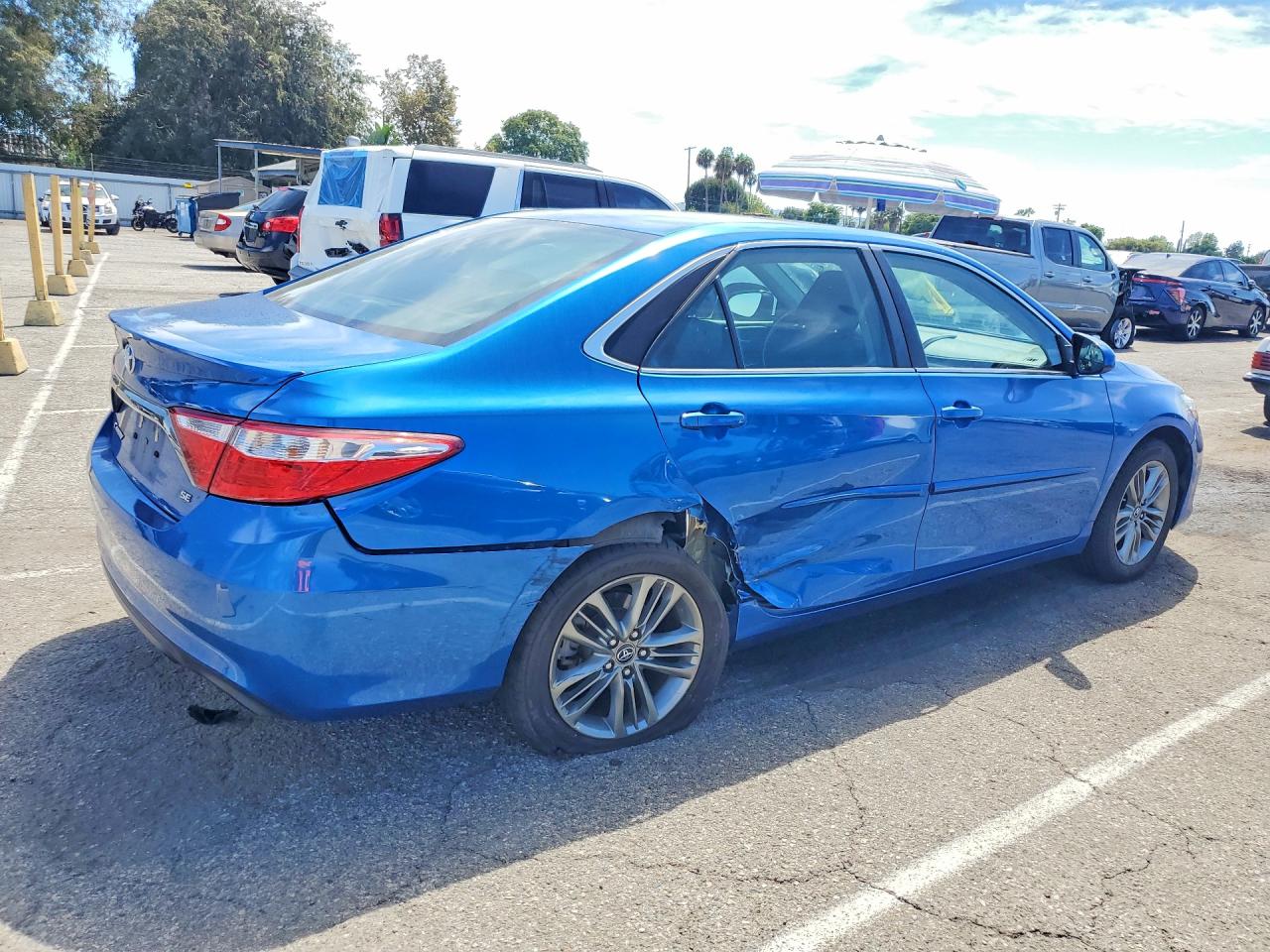 2017 TOYOTA CAMRY SE — снимка 3