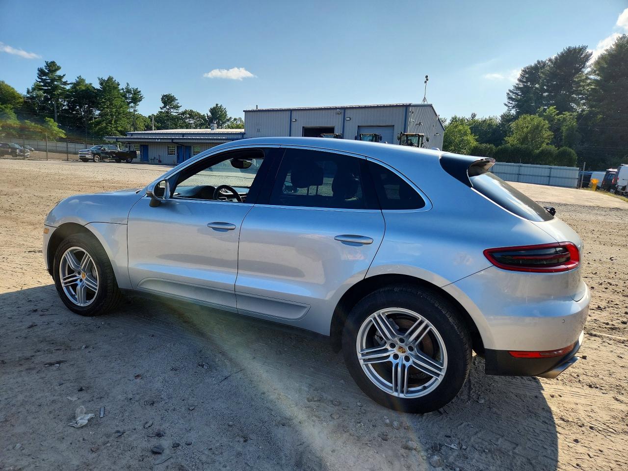 2015 PORSCHE MACAN S — снимка 2
