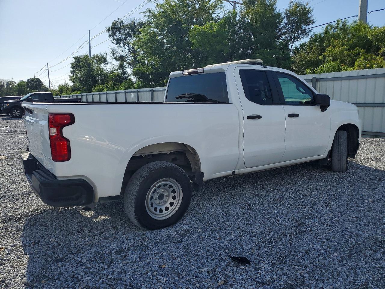 2021 CHEVROLET SILVERADO C1500 — снимка 3