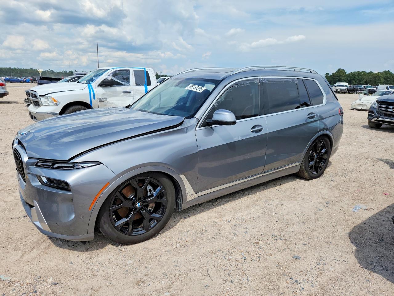 2025 BMW X7 XDRIVE40I
