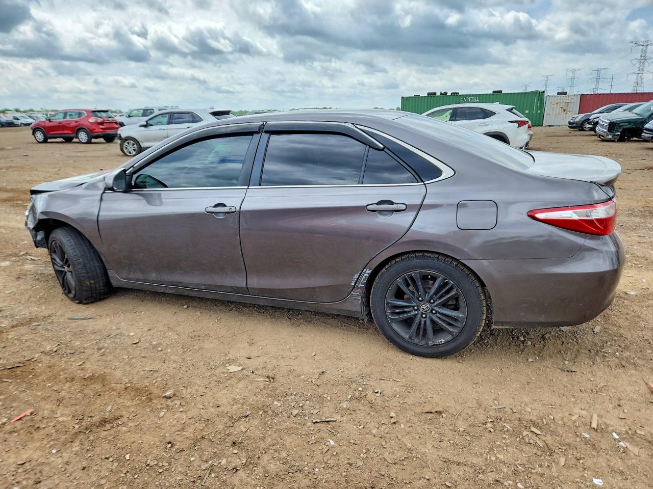 2016 TOYOTA CAMRY LE — снимка 2