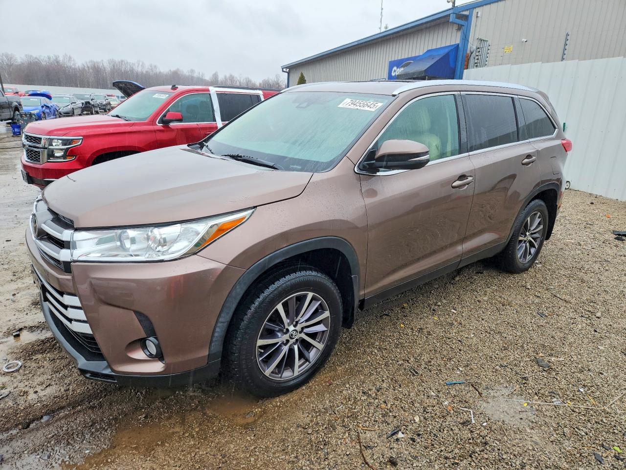 2019 TOYOTA HIGHLANDER XLE