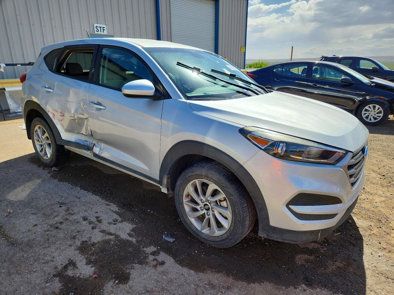 2017 HYUNDAI TUCSON SE — снимка 4