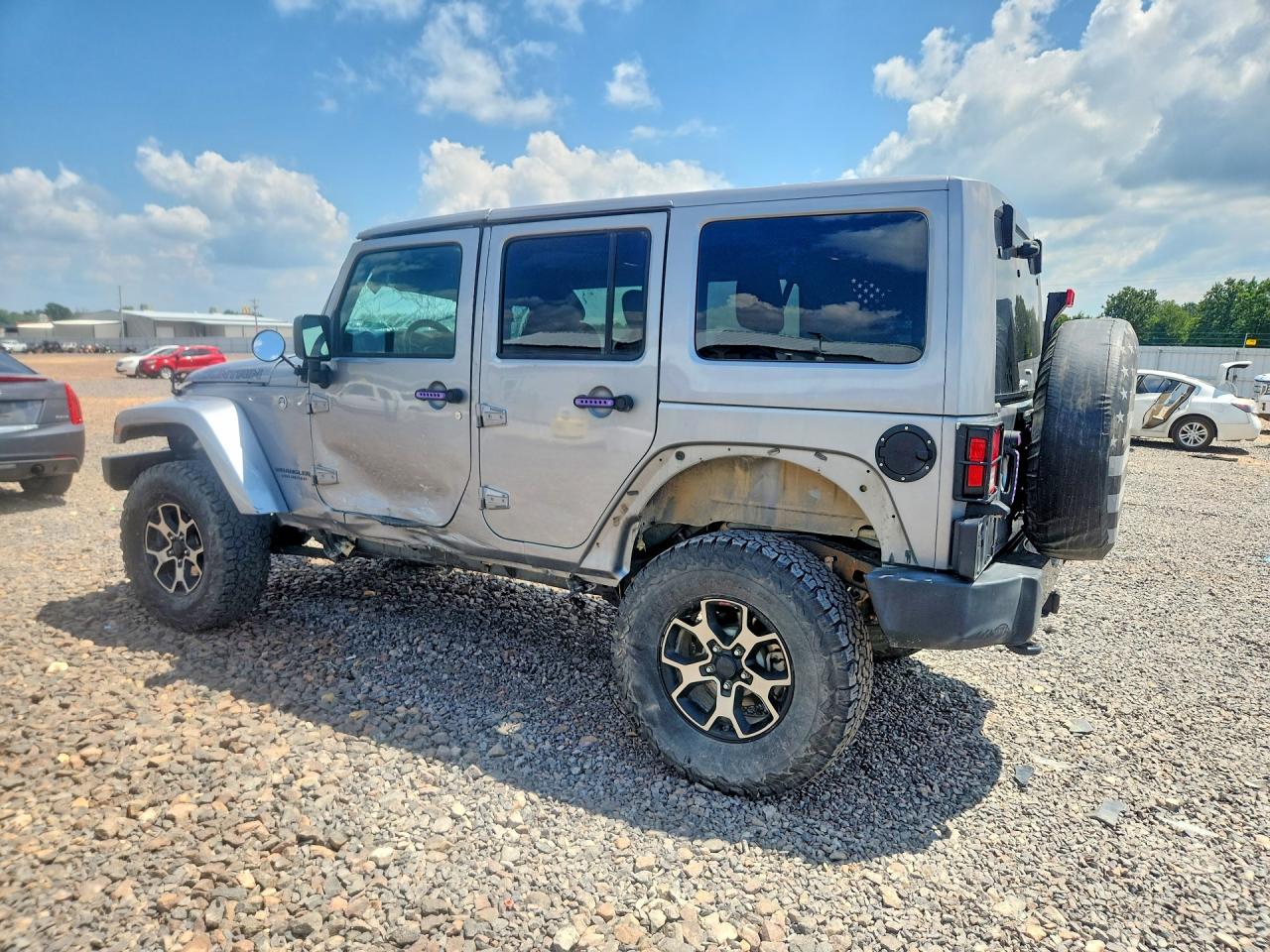2017 JEEP WRANGLER UNLIMITED SAHARA — снимка 2