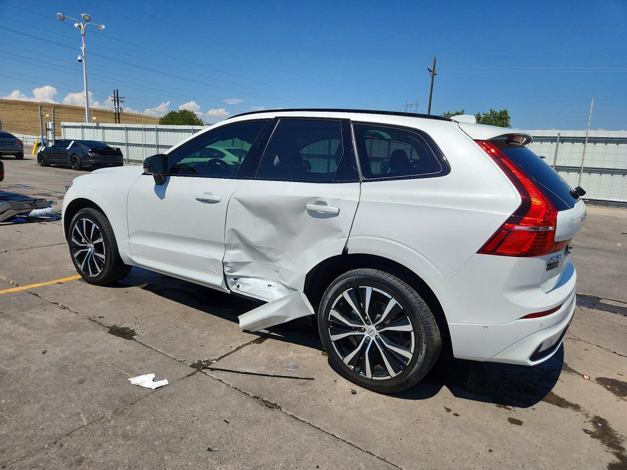 2025 VOLVO XC60 PLUS — снимка 2