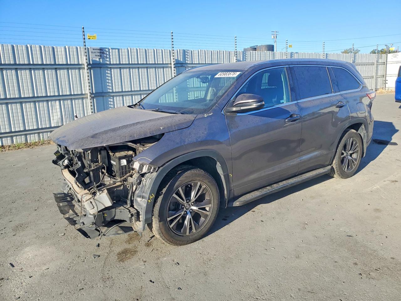 2016 TOYOTA HIGHLANDER XLE