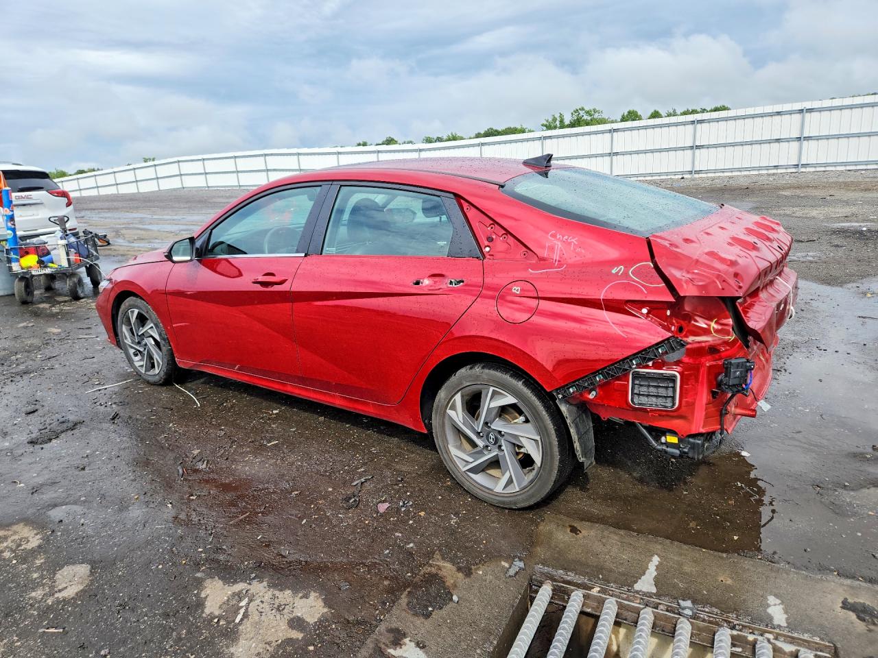 2025 HYUNDAI ELANTRA LIMITED — снимка 2