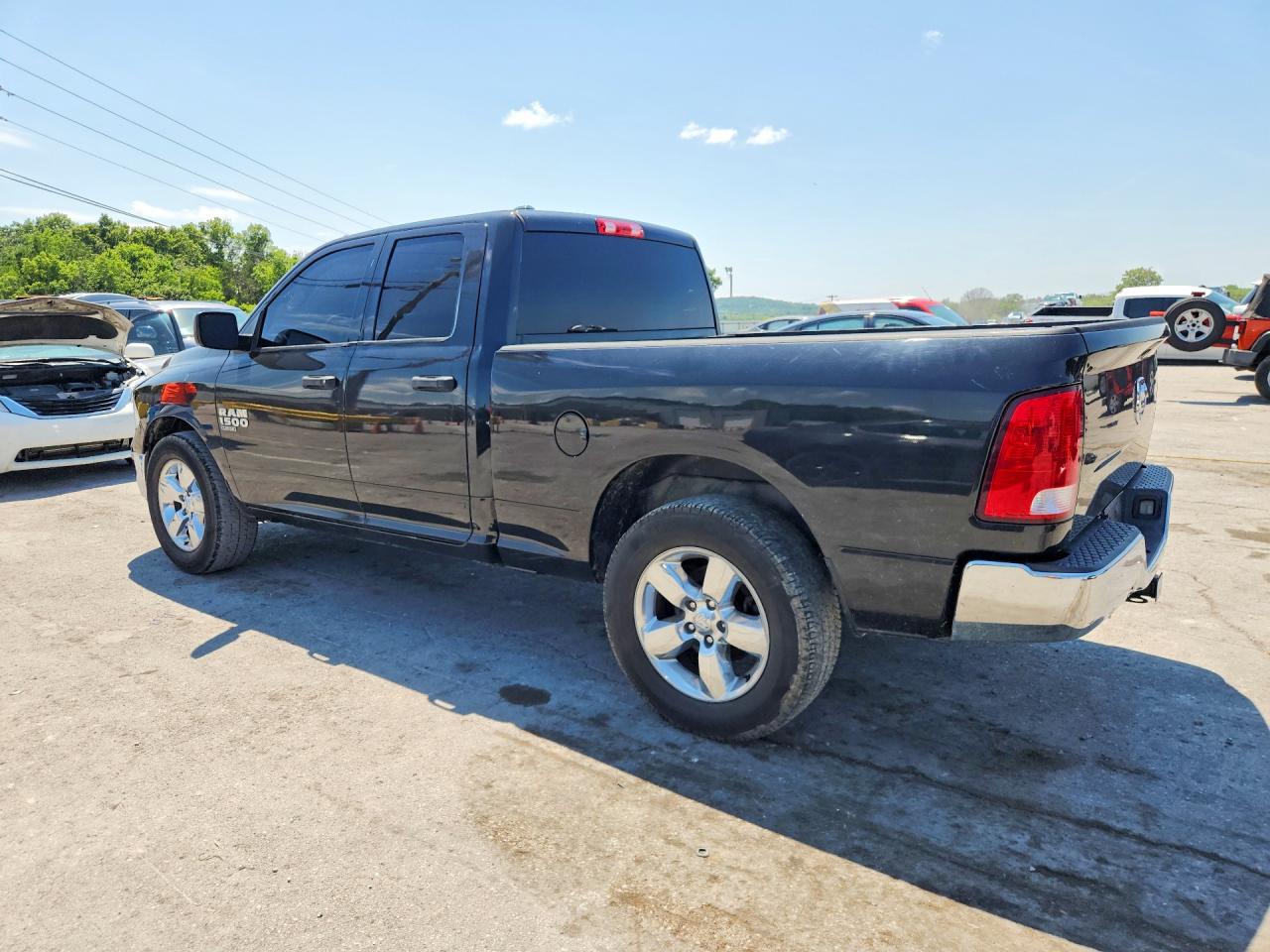 2019 RAM 1500 CLASSIC TRADESMAN — снимка 2