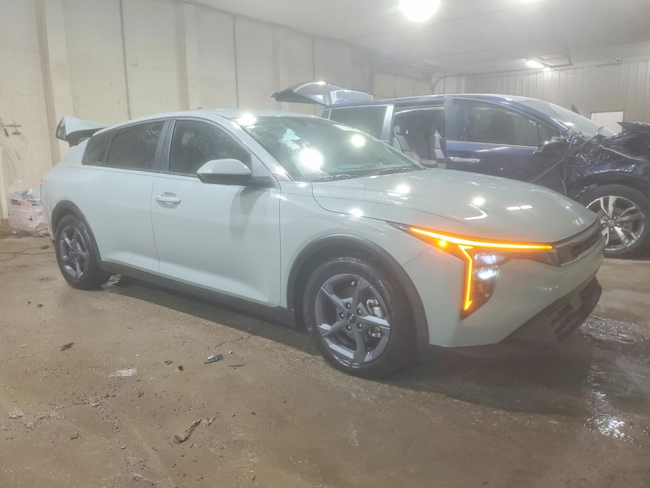 2025 KIA K4 LXS — снимка 4