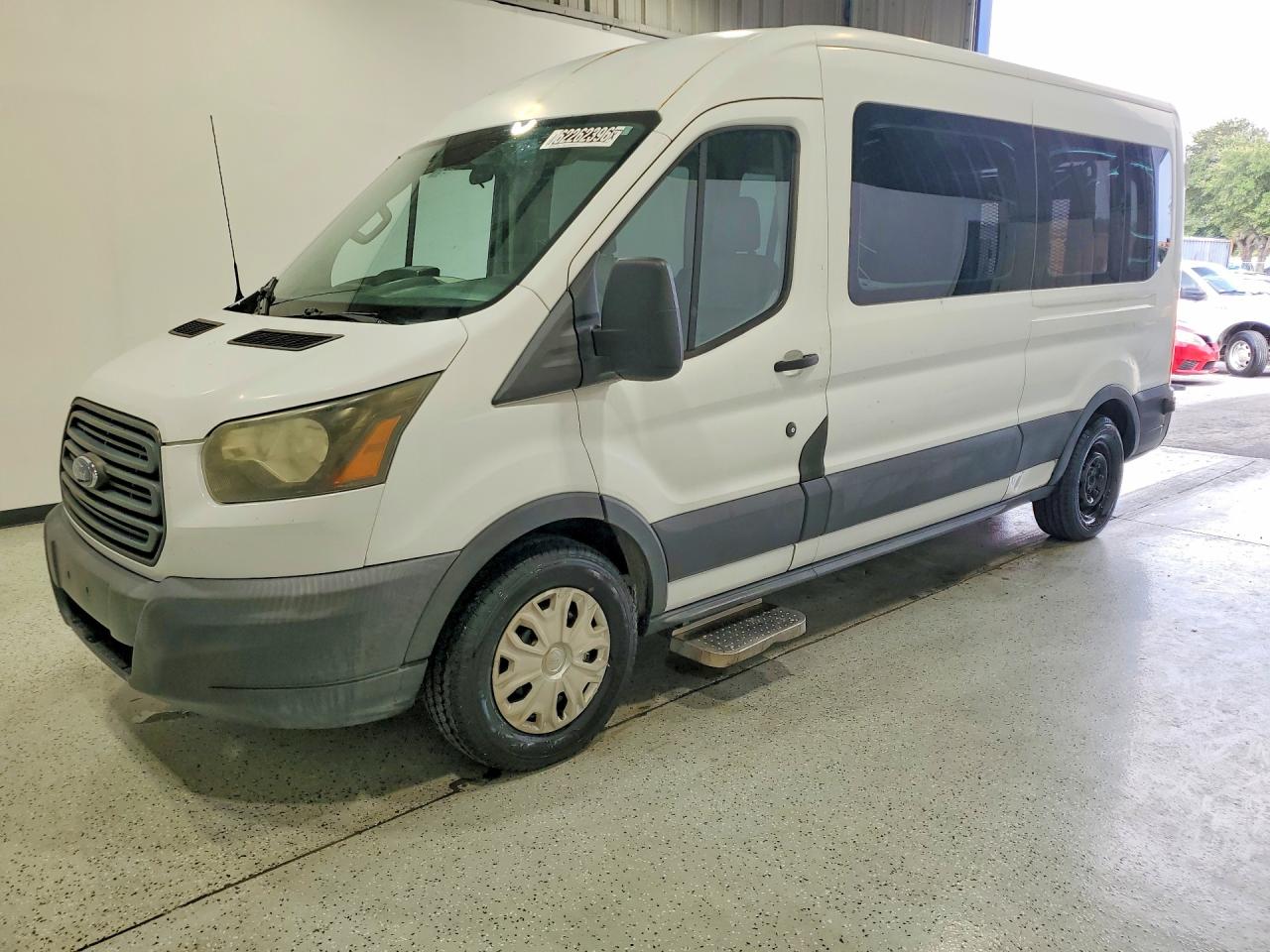2015 FORD TRANSIT T-350