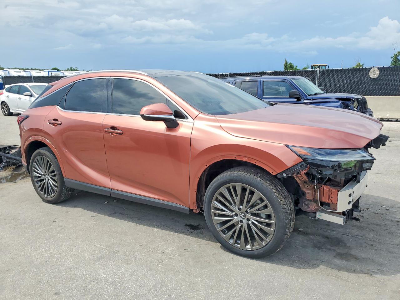 2024 LEXUS RX 350 LUXURY — снимка 4