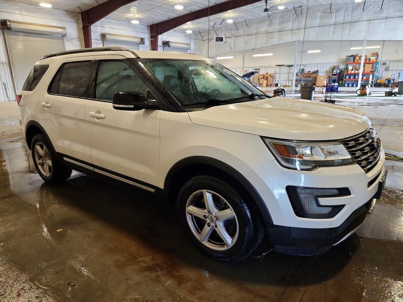 2017 FORD EXPLORER XLT — снимка 4