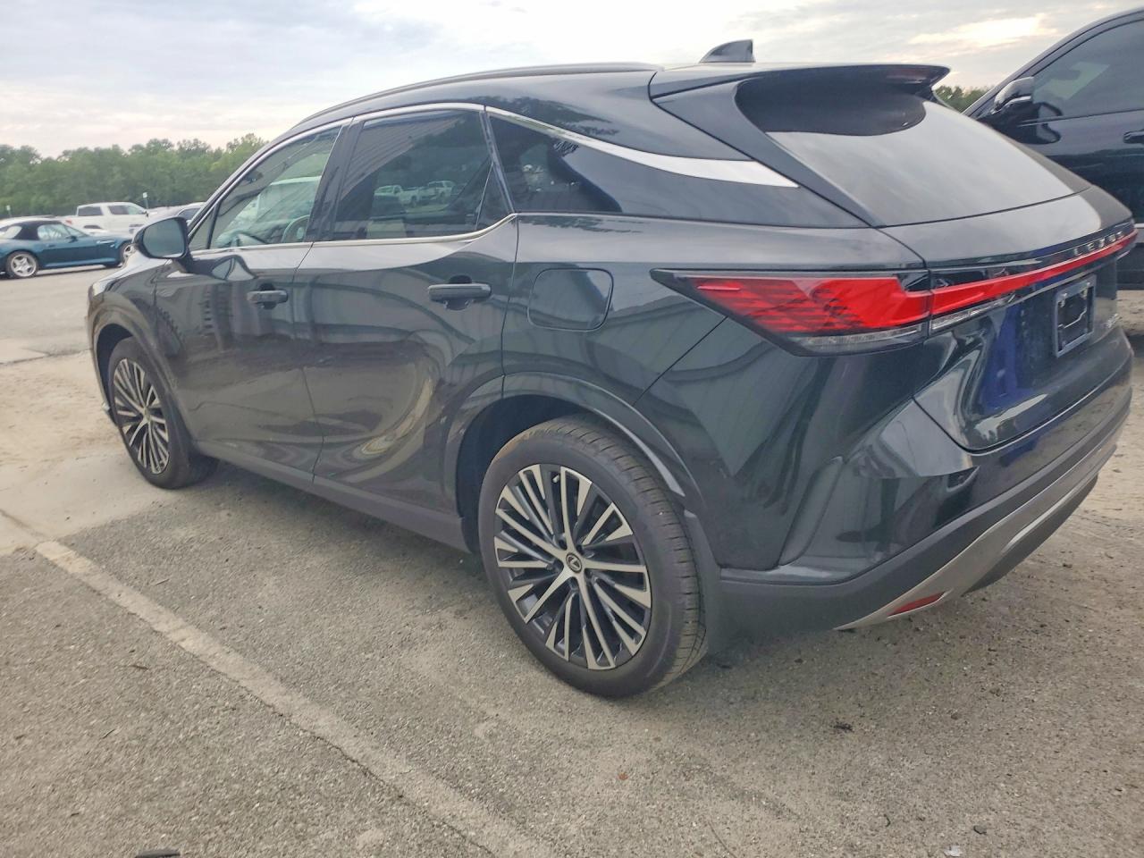 2025 LEXUS RX 350 PREMIUM+ — снимка 2