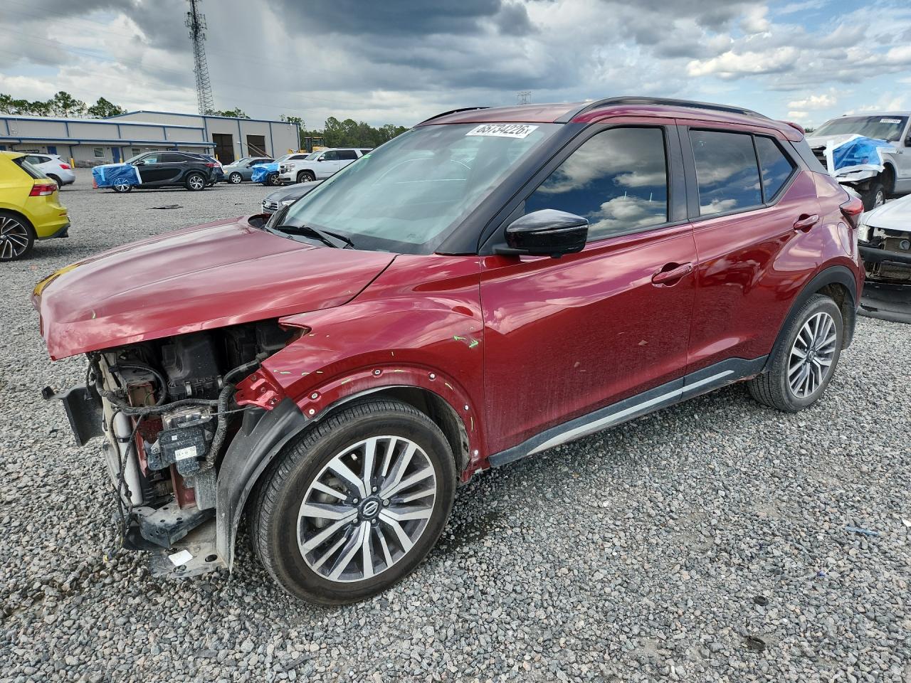 2021 NISSAN KICKS SR