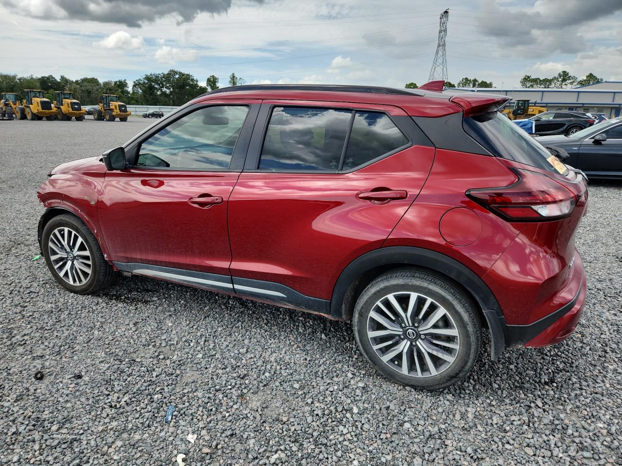 2021 NISSAN KICKS SR — снимка 2