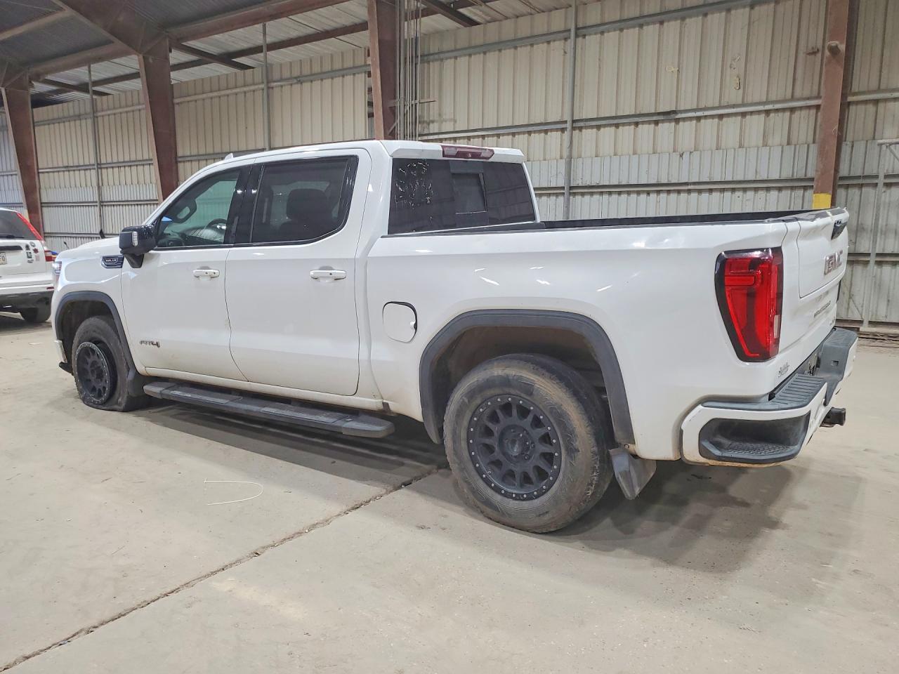 2019 GMC SIERRA K1500 AT4 — снимка 2