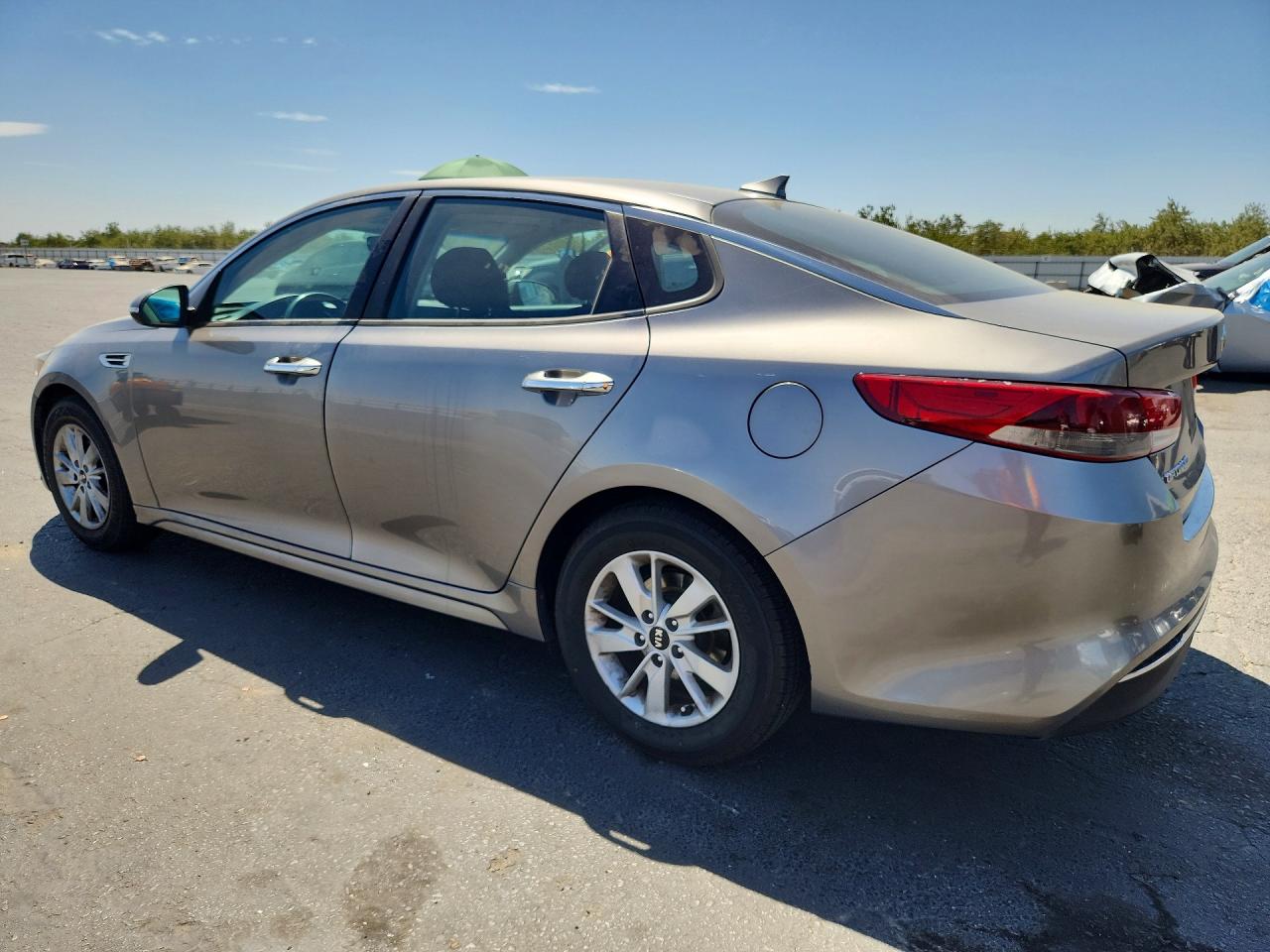2018 KIA OPTIMA LX — снимка 2