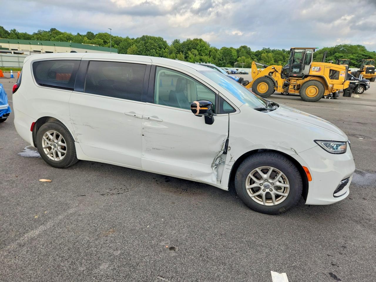 2024 CHRYSLER PACIFICA TOURING L — снимка 4