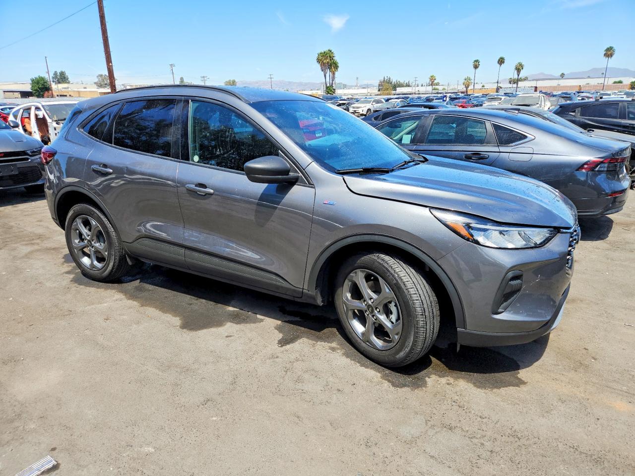 2026 FORD ESCAPE ST LINE — photo 4
