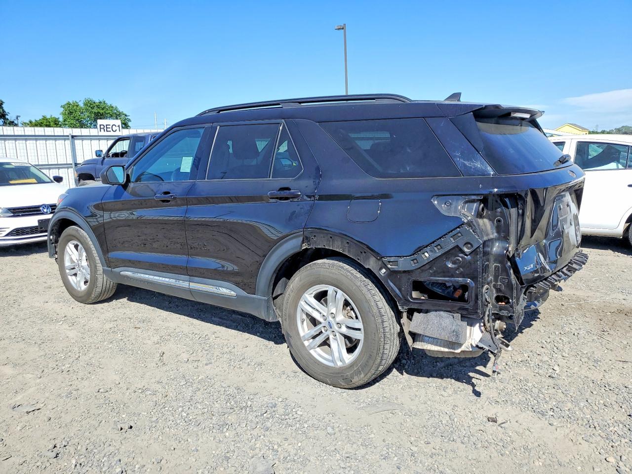 2023 FORD EXPLORER XLT — снимка 2