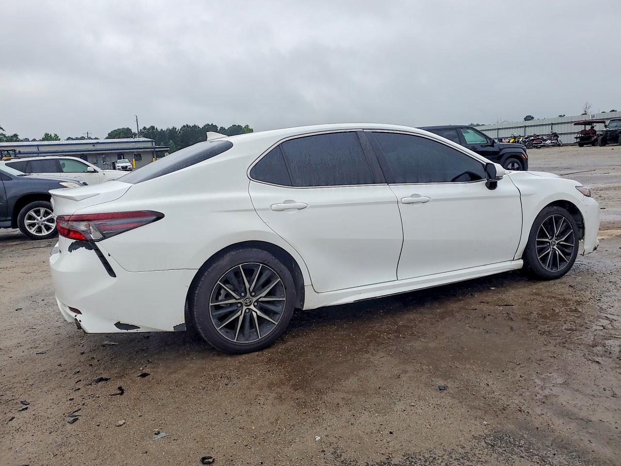 2022 TOYOTA CAMRY SE — снимка 3