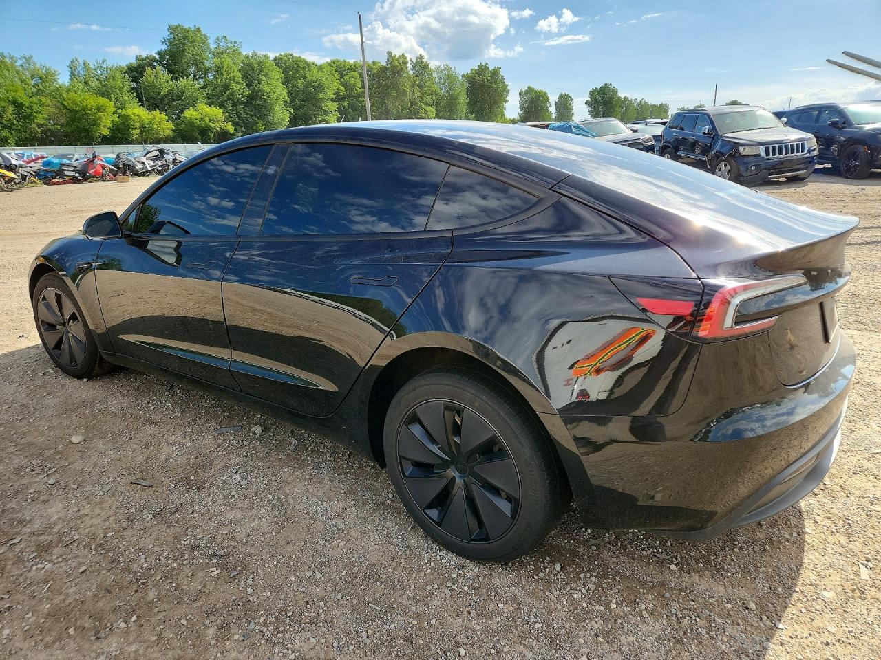2025 TESLA MODEL 3 — снимка 2