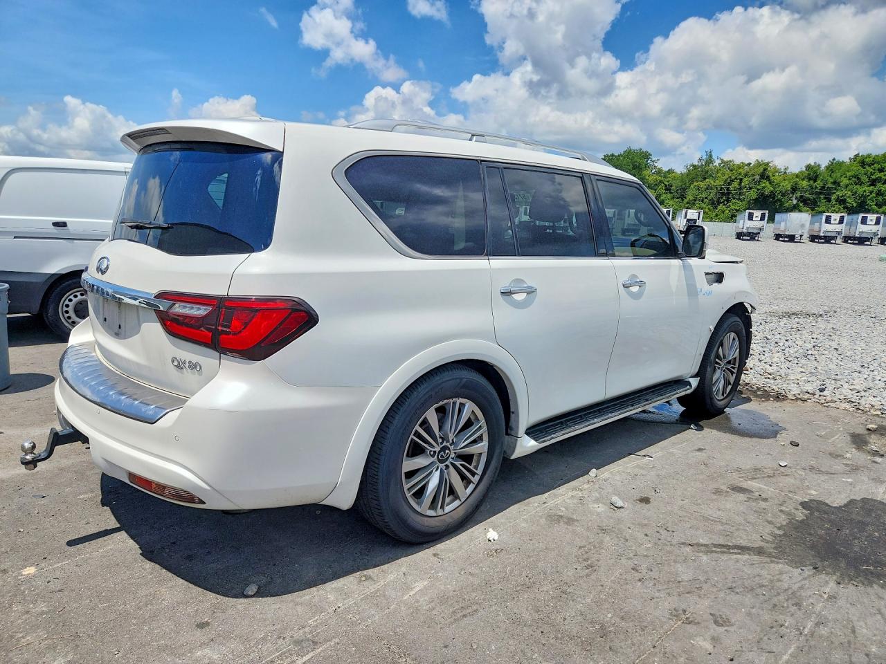 2020 INFINITI QX80 LUXE — снимка 3