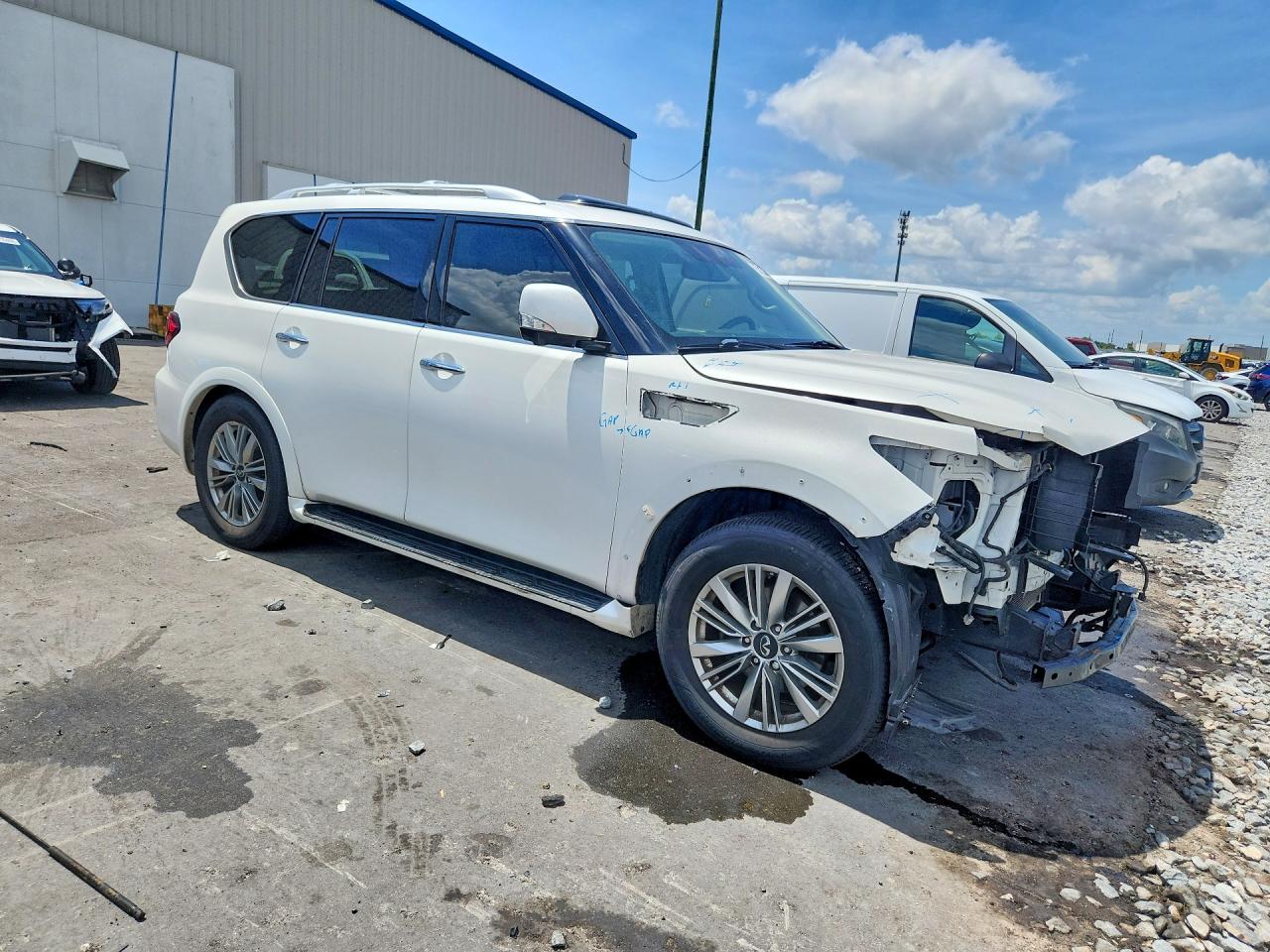 2020 INFINITI QX80 LUXE — снимка 4