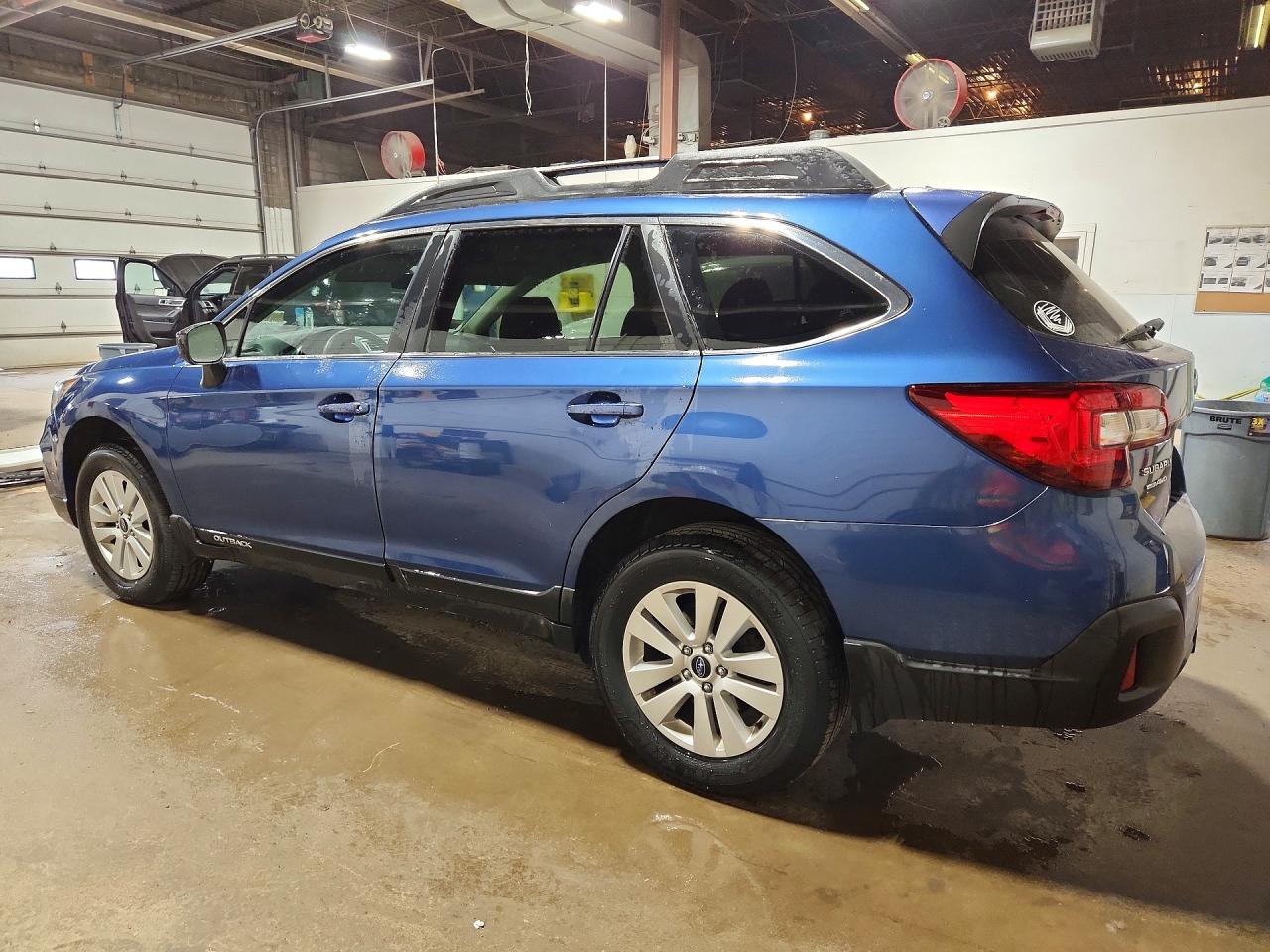 2019 SUBARU OUTBACK 2.5I — снимка 2