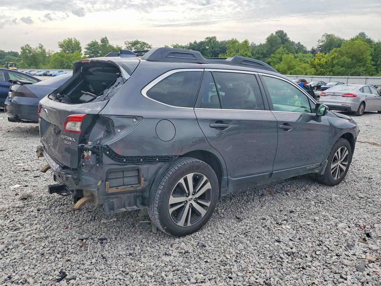 2018 SUBARU OUTBACK 3.6R LIMITED — снимка 3
