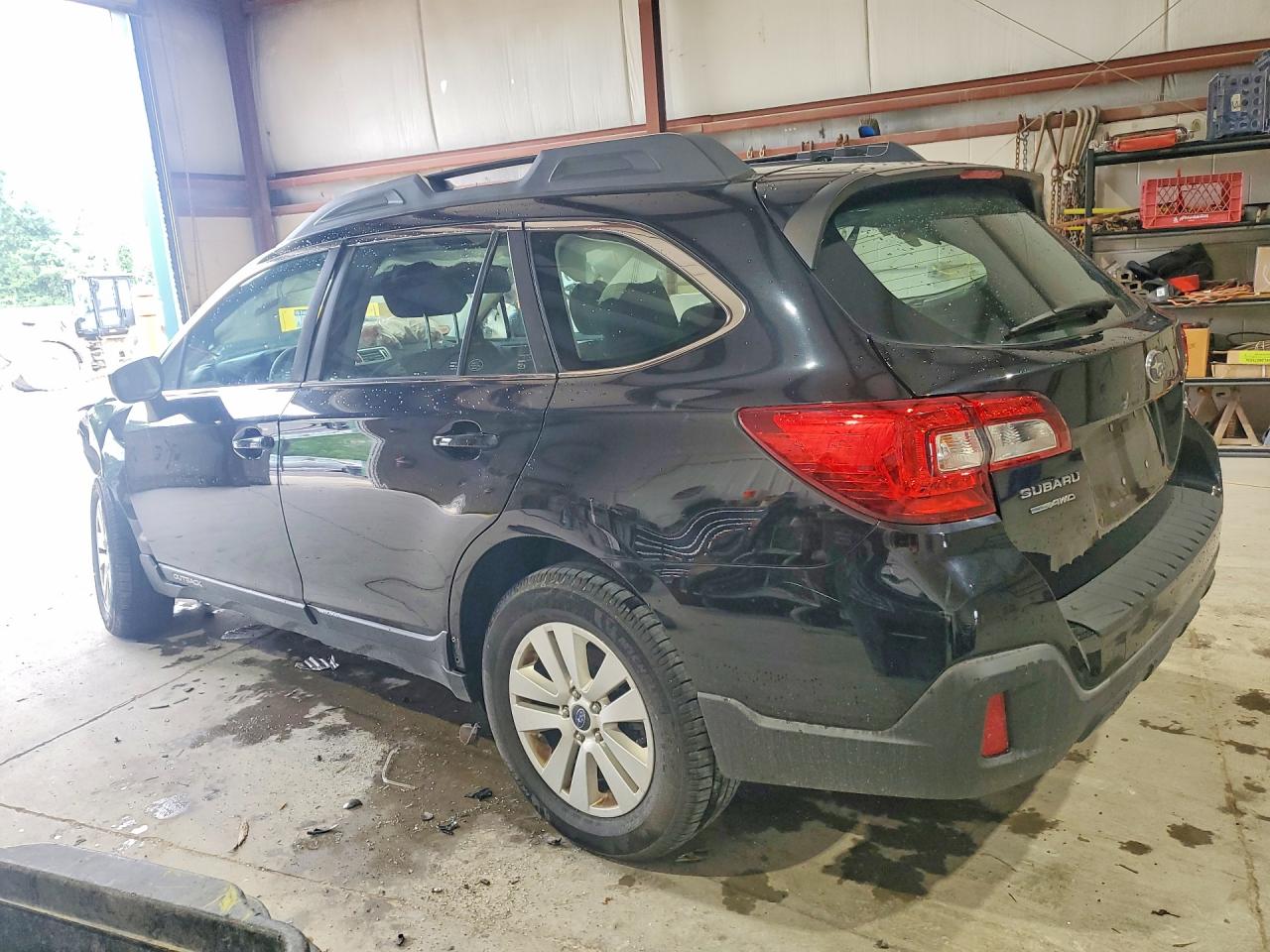 2018 SUBARU OUTBACK 2.5I — снимка 2