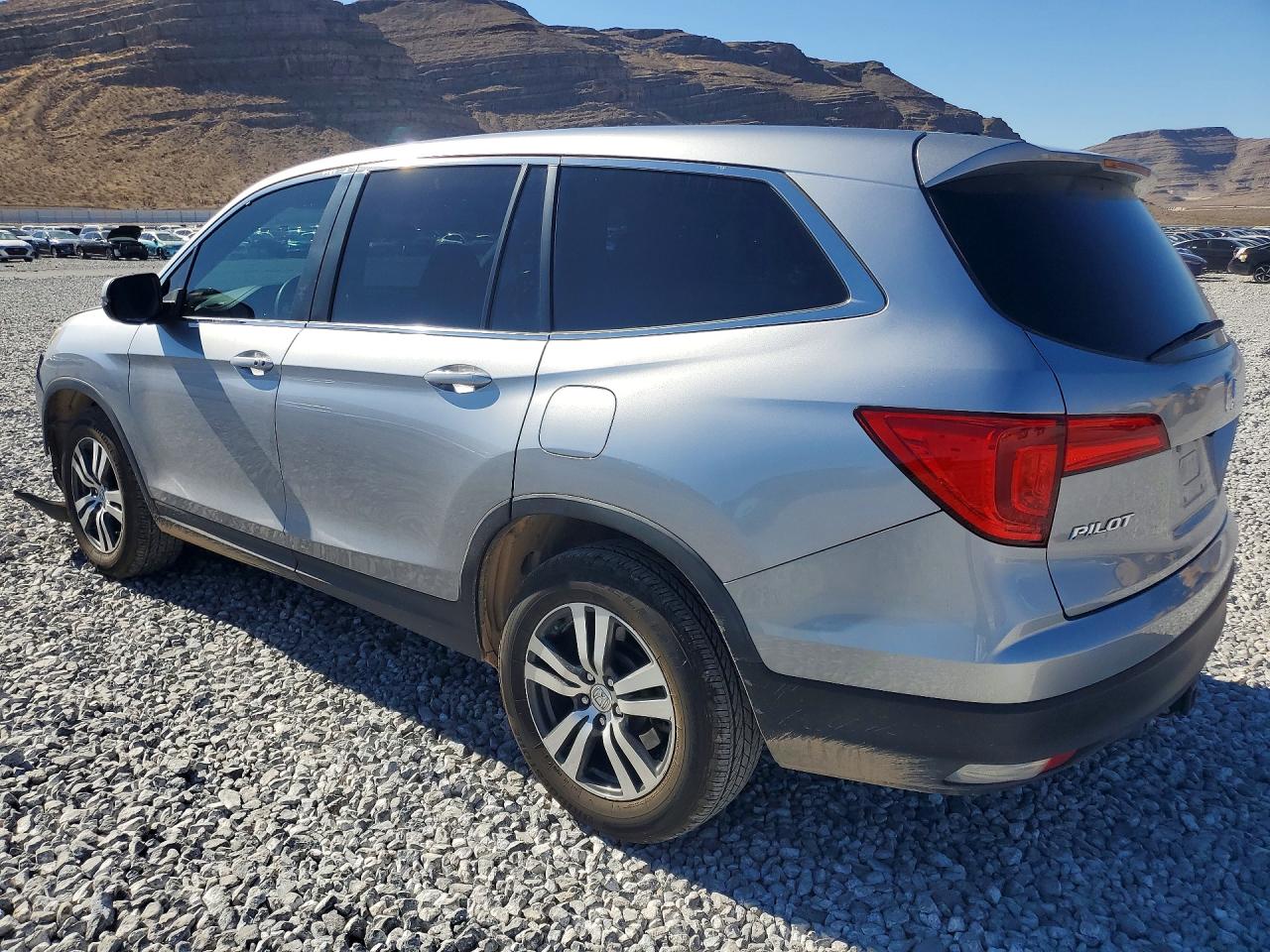 2016 HONDA PILOT EX — снимка 2