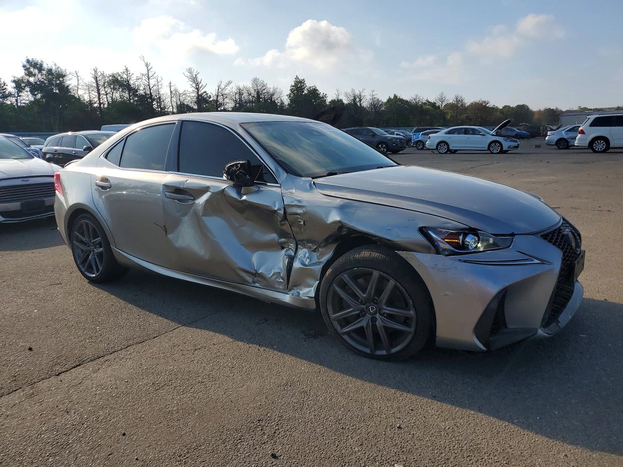 2019 LEXUS IS 300 — снимка 4