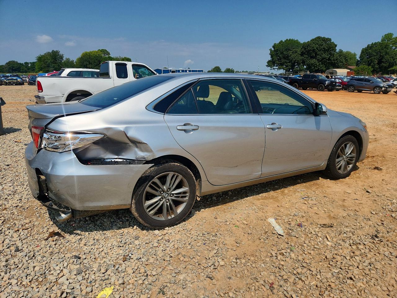 2017 TOYOTA CAMRY SE — снимка 3