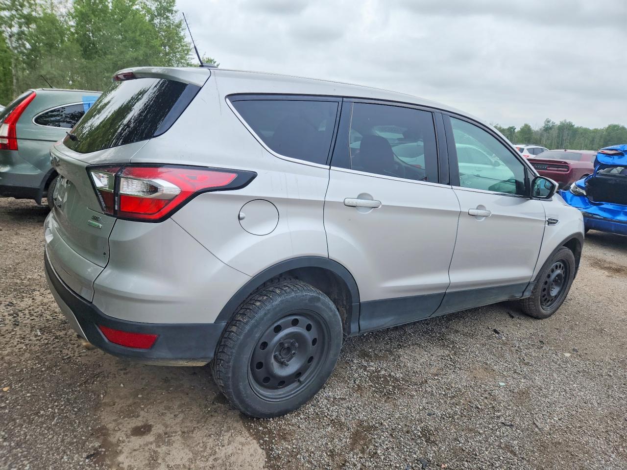 2017 FORD ESCAPE SE — снимка 3
