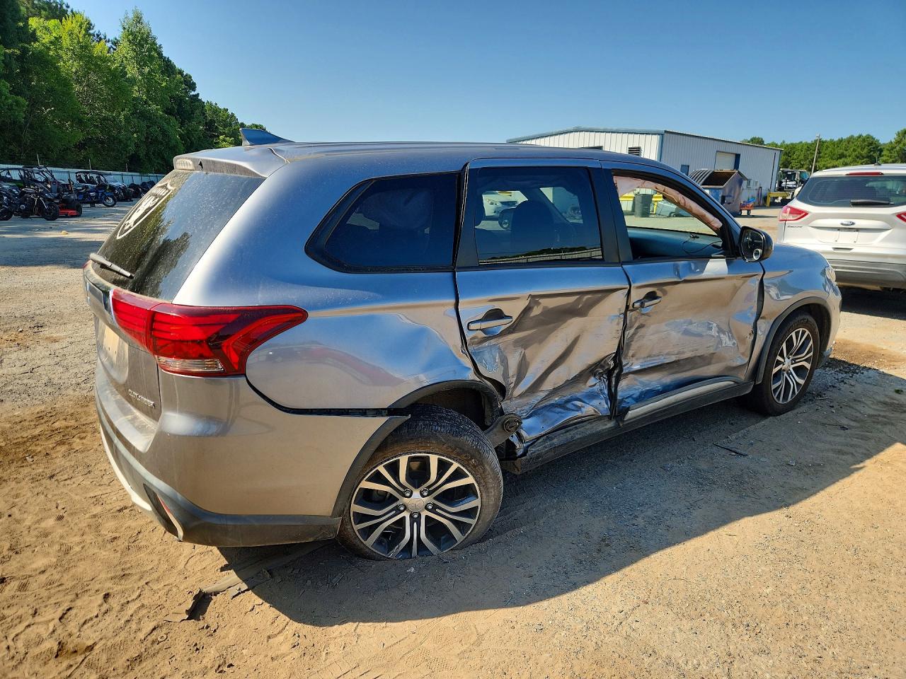 2018 MITSUBISHI OUTLANDER — снимка 3