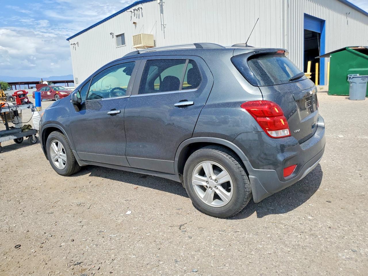 2019 CHEVROLET TRAX 1LT — снимка 2