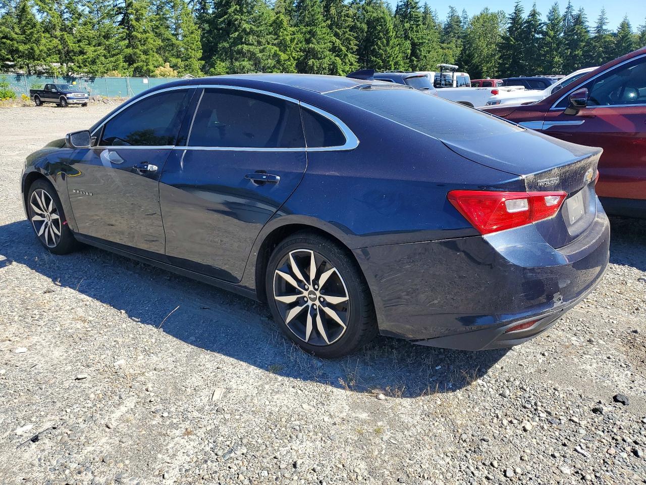 2017 CHEVROLET MALIBU LT — снимка 2