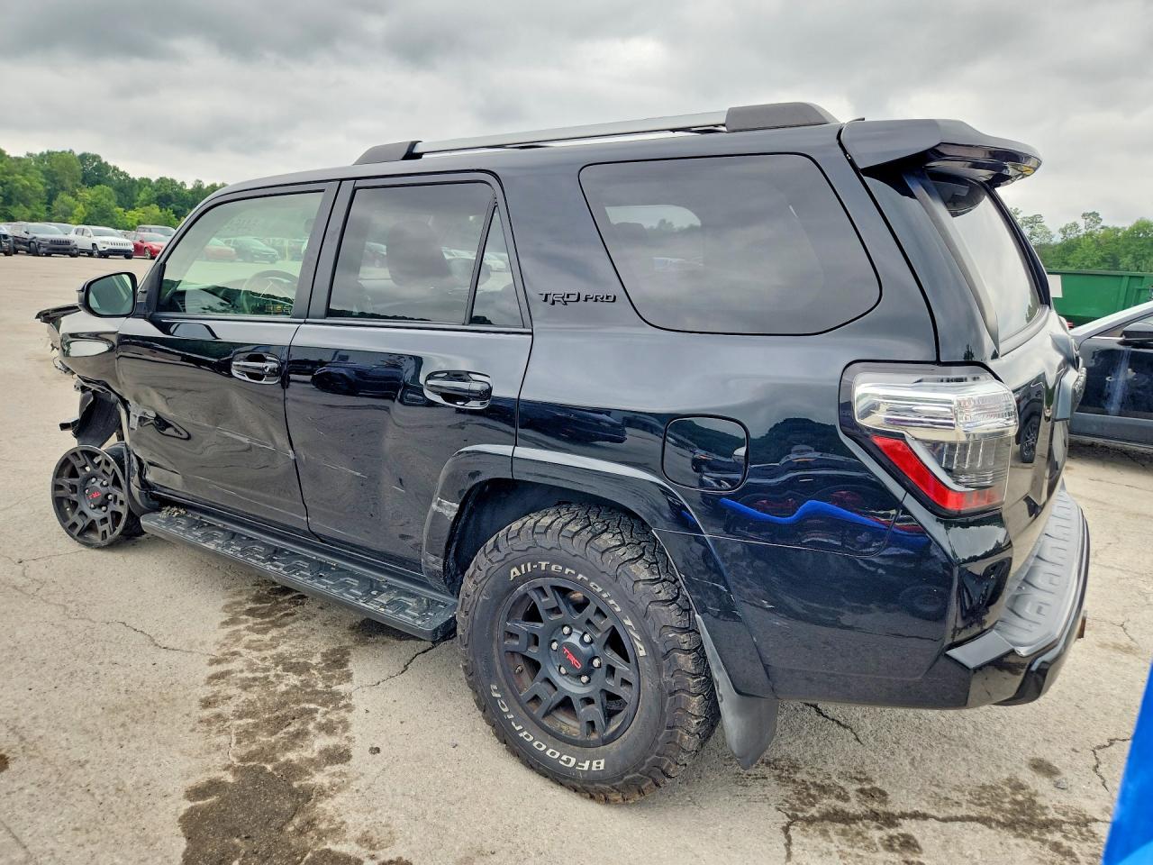 2015 TOYOTA 4RUNNER TRD PRO — снимка 2