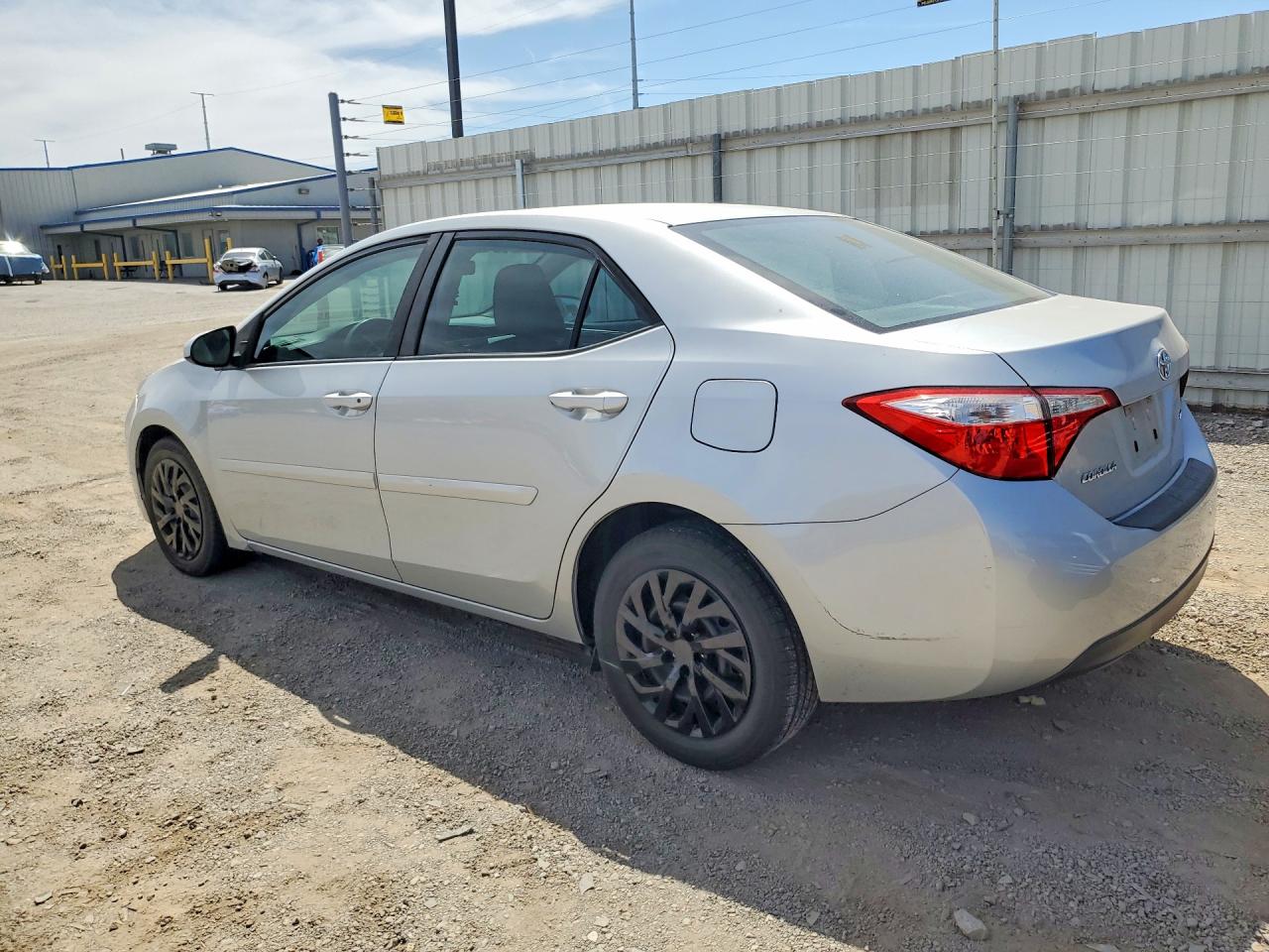 2015 TOYOTA COROLLA LE — снимка 2
