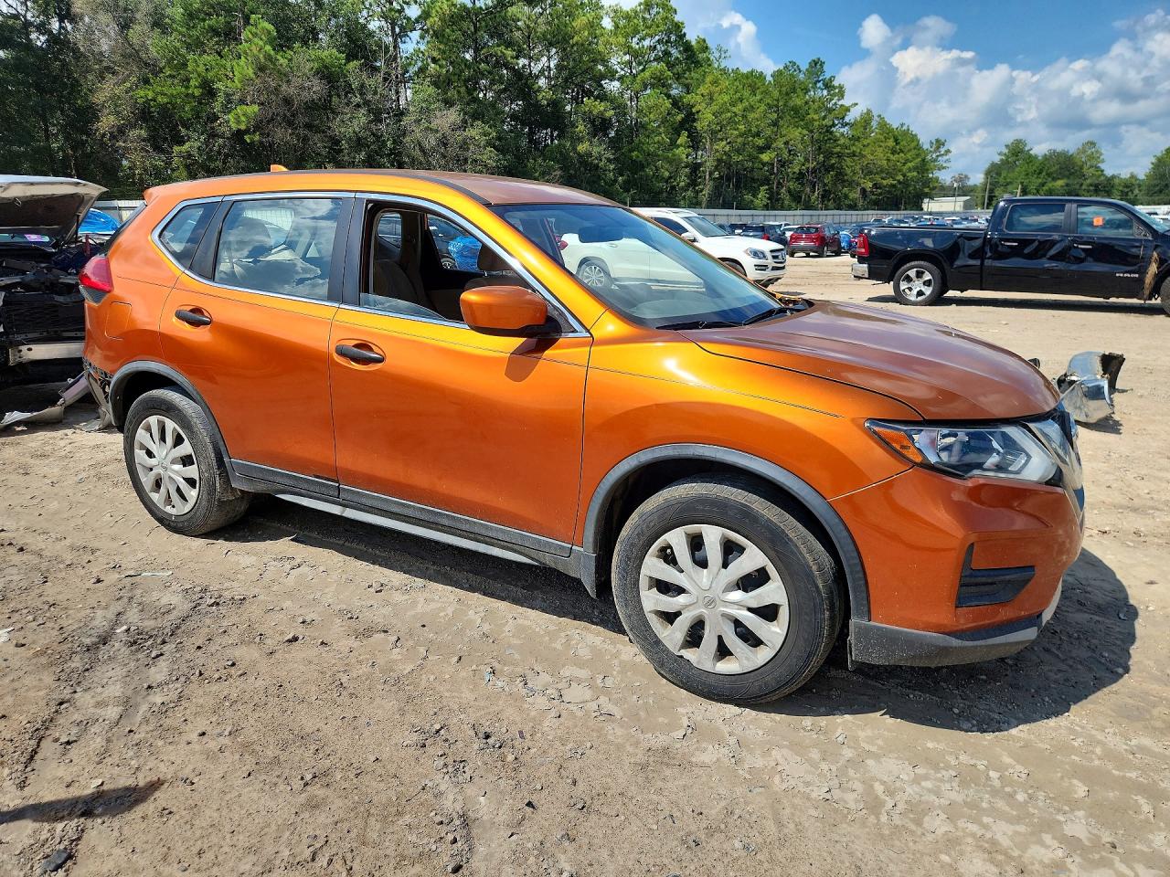 2017 NISSAN ROGUE S — снимка 4