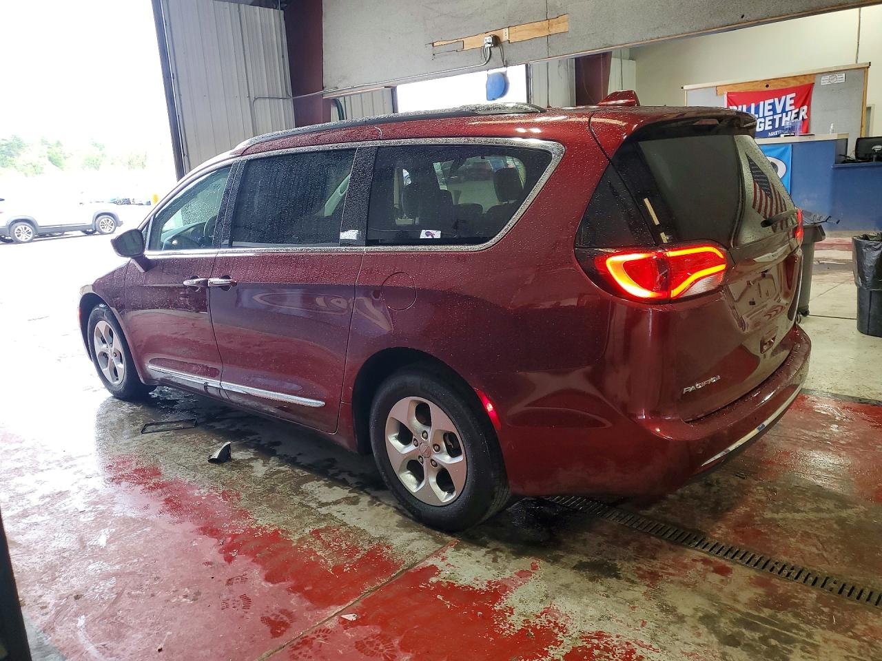 2017 CHRYSLER PACIFICA — снимка 2