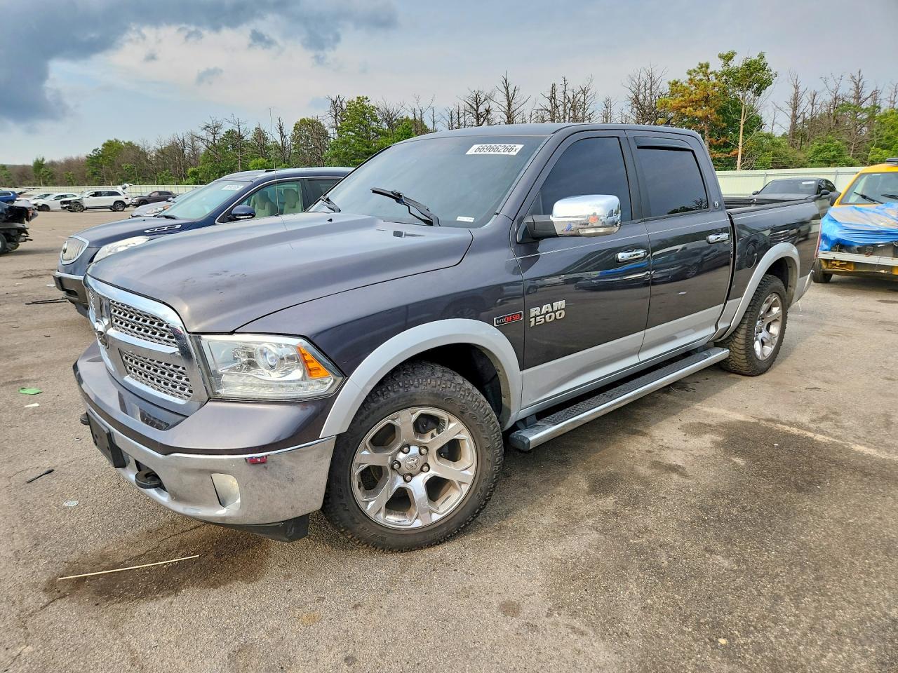 2016 RAM 1500 LARAMIE