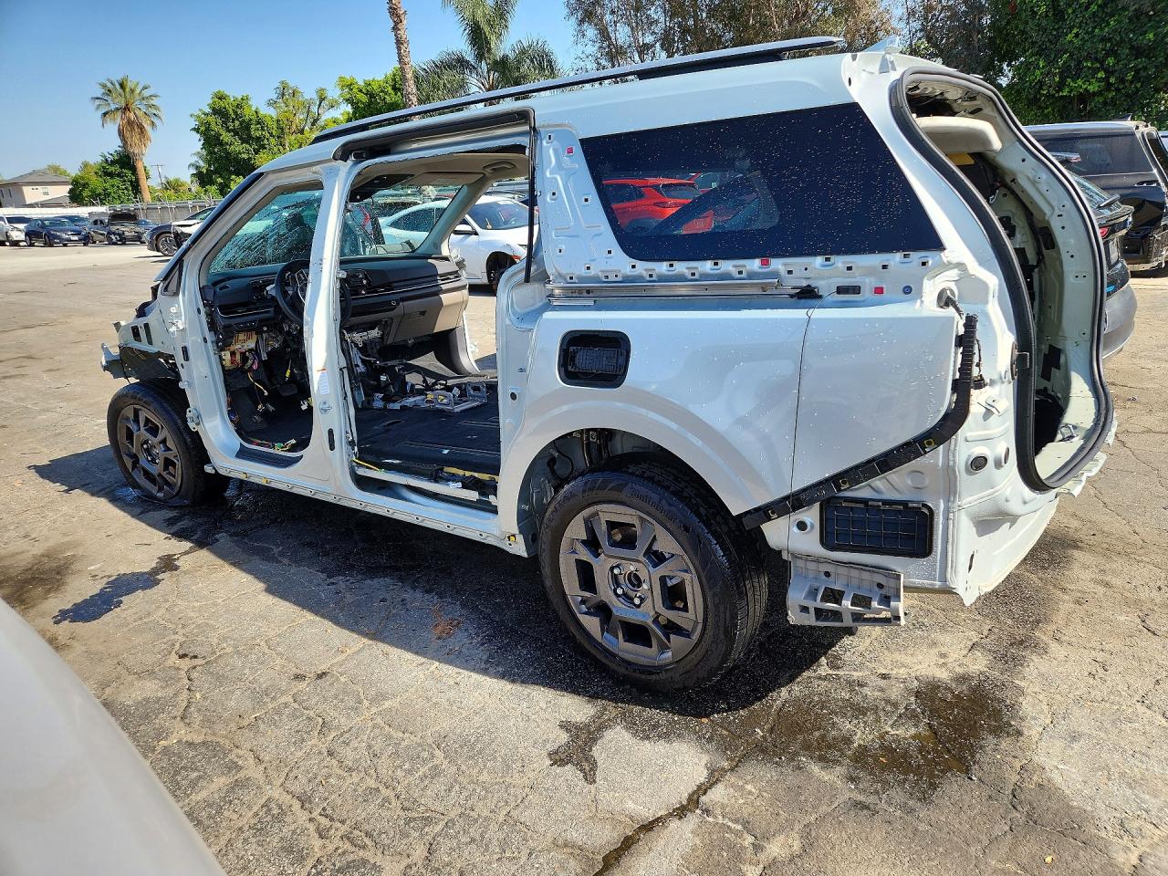 2026 KIA CARNIVAL HYBRID EX — снимка 2