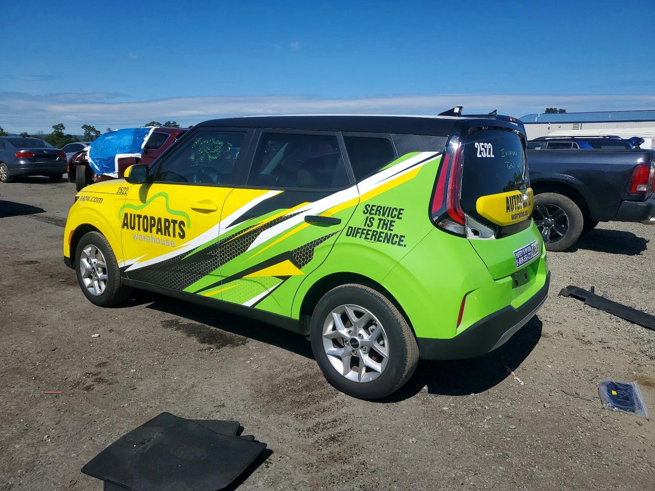 2025 KIA SOUL LX — photo 2