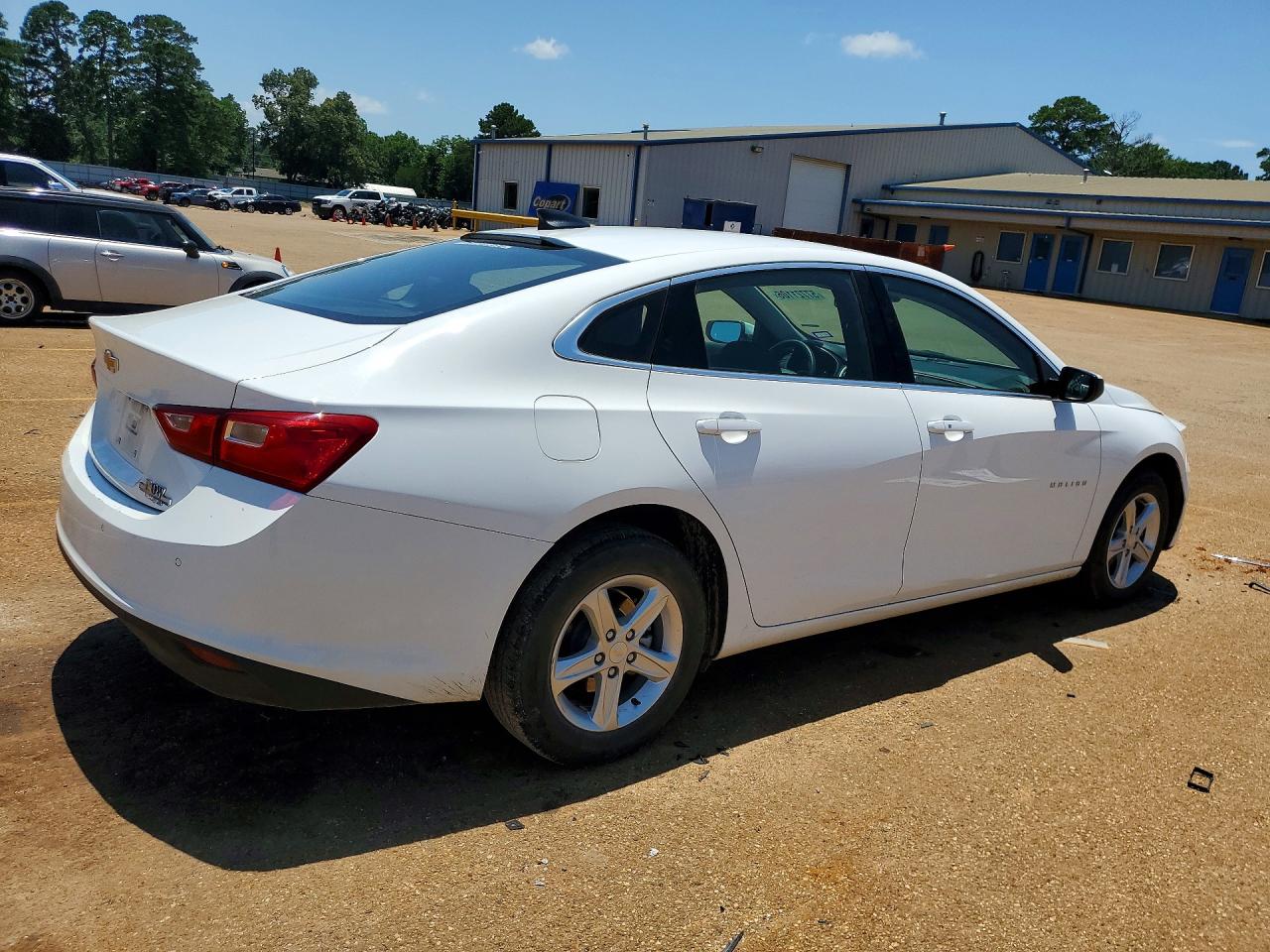 2025 CHEVROLET MALIBU LS — снимка 3