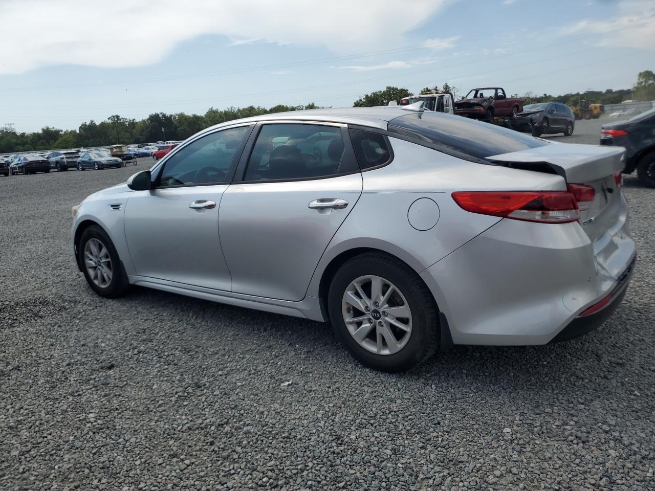 2018 KIA OPTIMA LX — снимка 2
