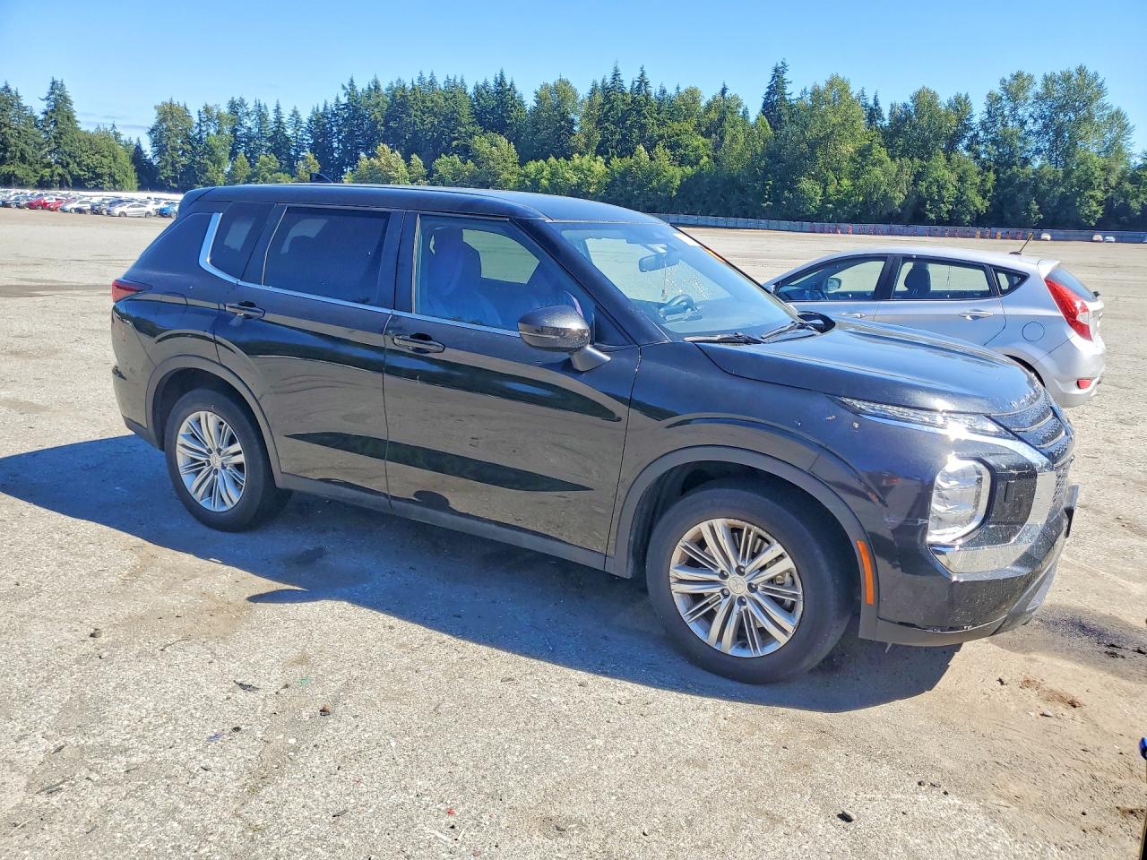 2024 MITSUBISHI OUTLANDER ES — снимка 4